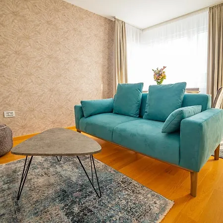 アパート Zoe ノヴィ・サド