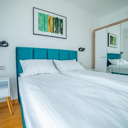 Zoe ノヴィ・サド