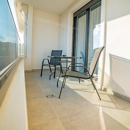 Zoe アパート ノヴィ・サド